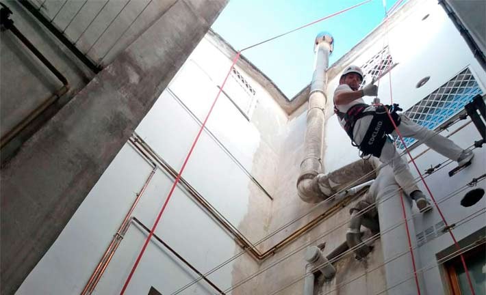 Trabajos verticales con técnica de cuerda
